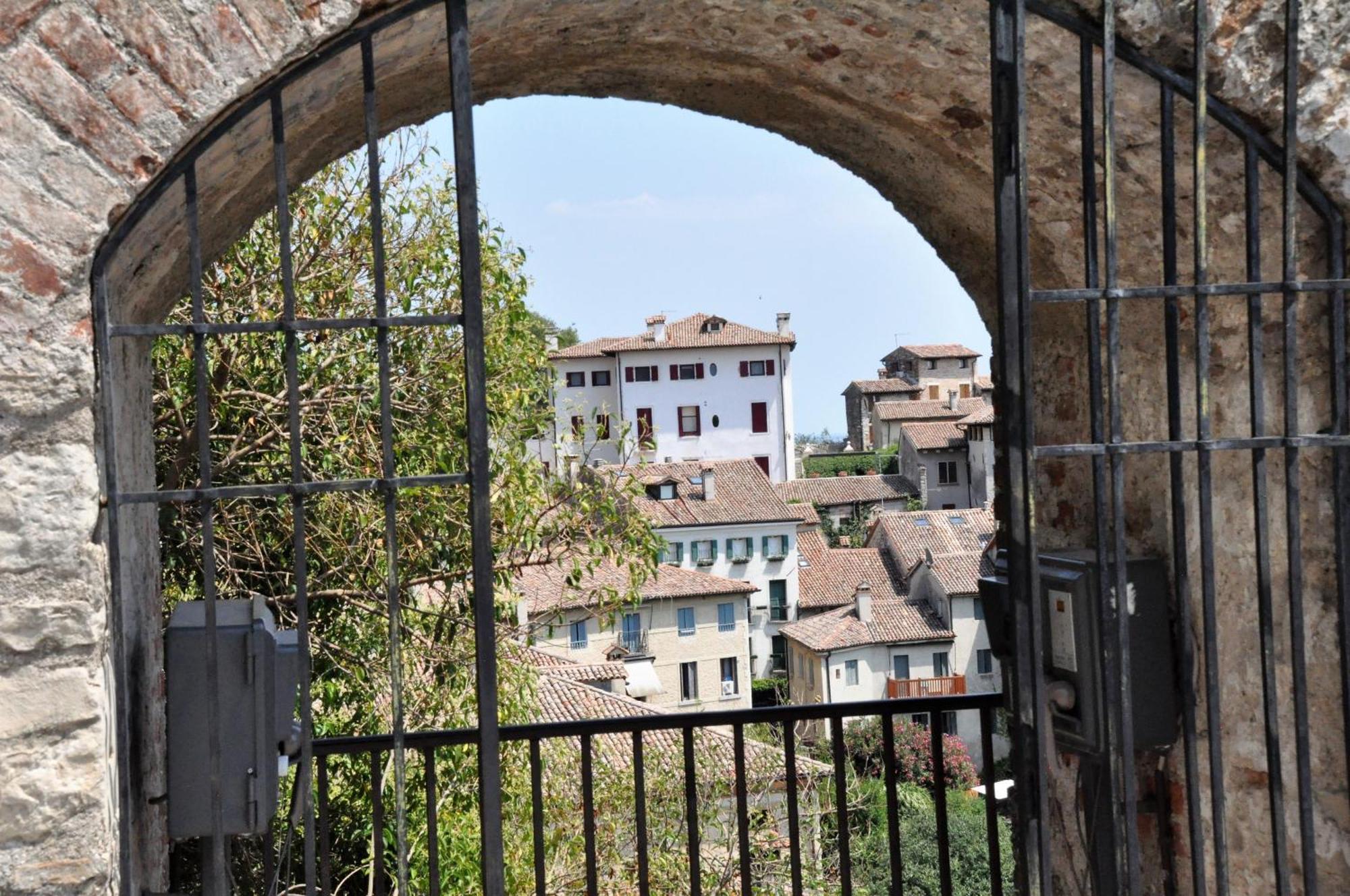 Nazionale Camere Montebelluna Esterno foto